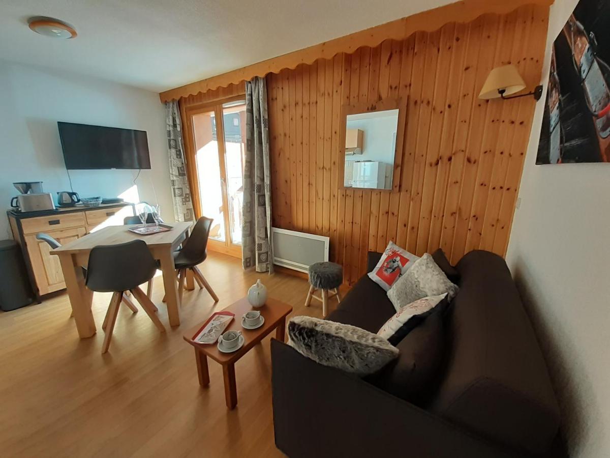 Skis Aux Pieds Dans Un Appartement Cosy Au Coeur Du Queyras Молін-ан-Кейра Екстер'єр фото
