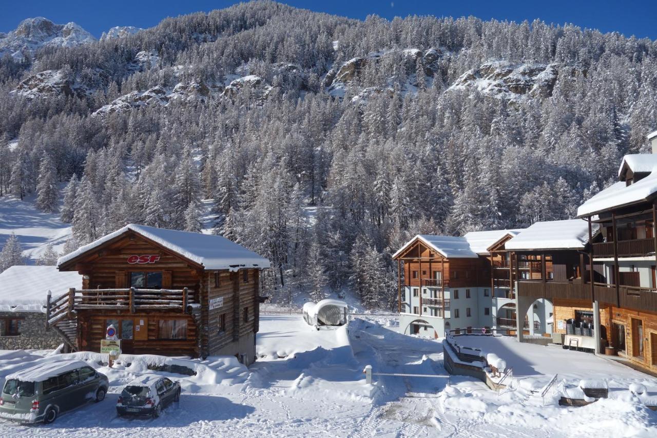 Skis Aux Pieds Dans Un Appartement Cosy Au Coeur Du Queyras Молін-ан-Кейра Екстер'єр фото